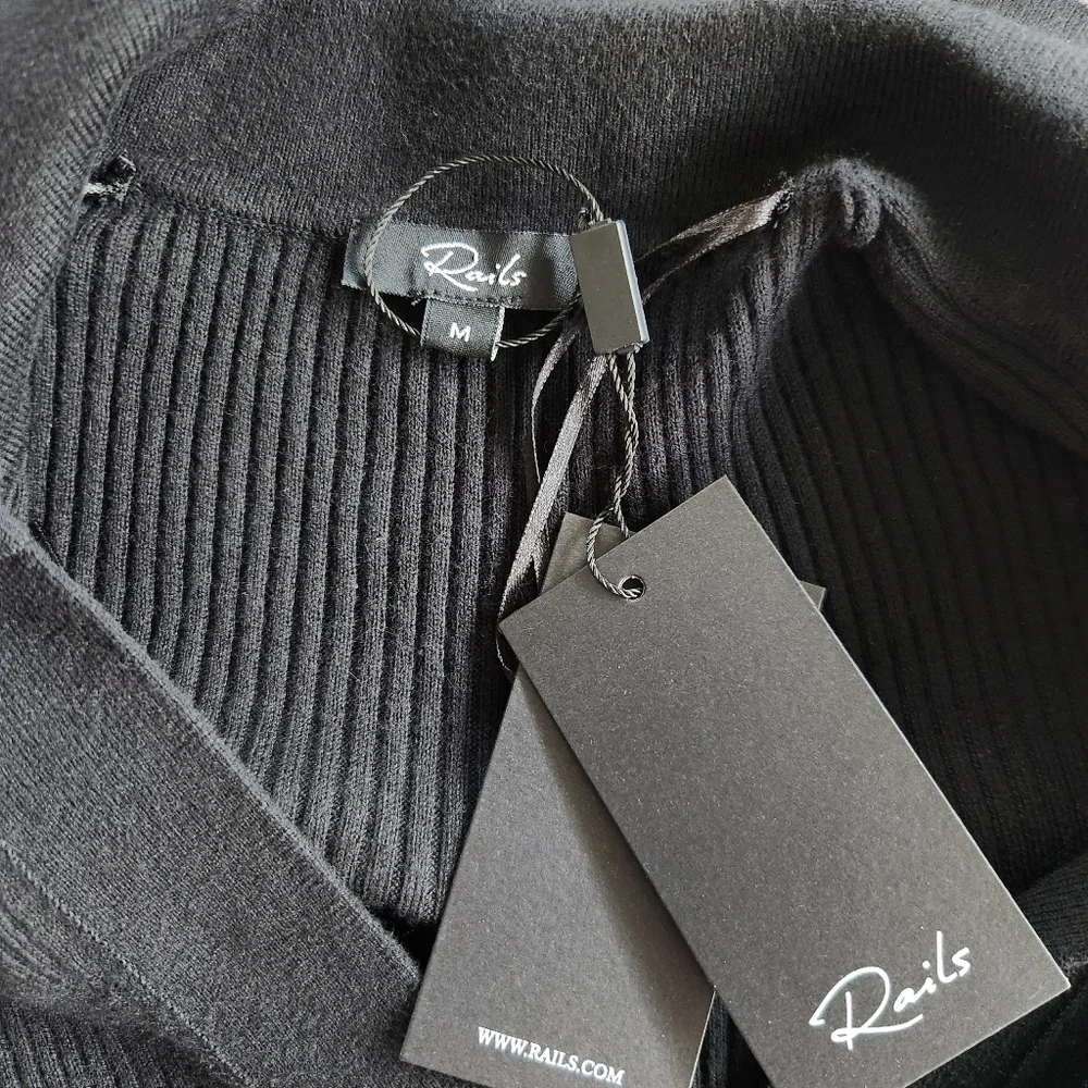 Rails womens black